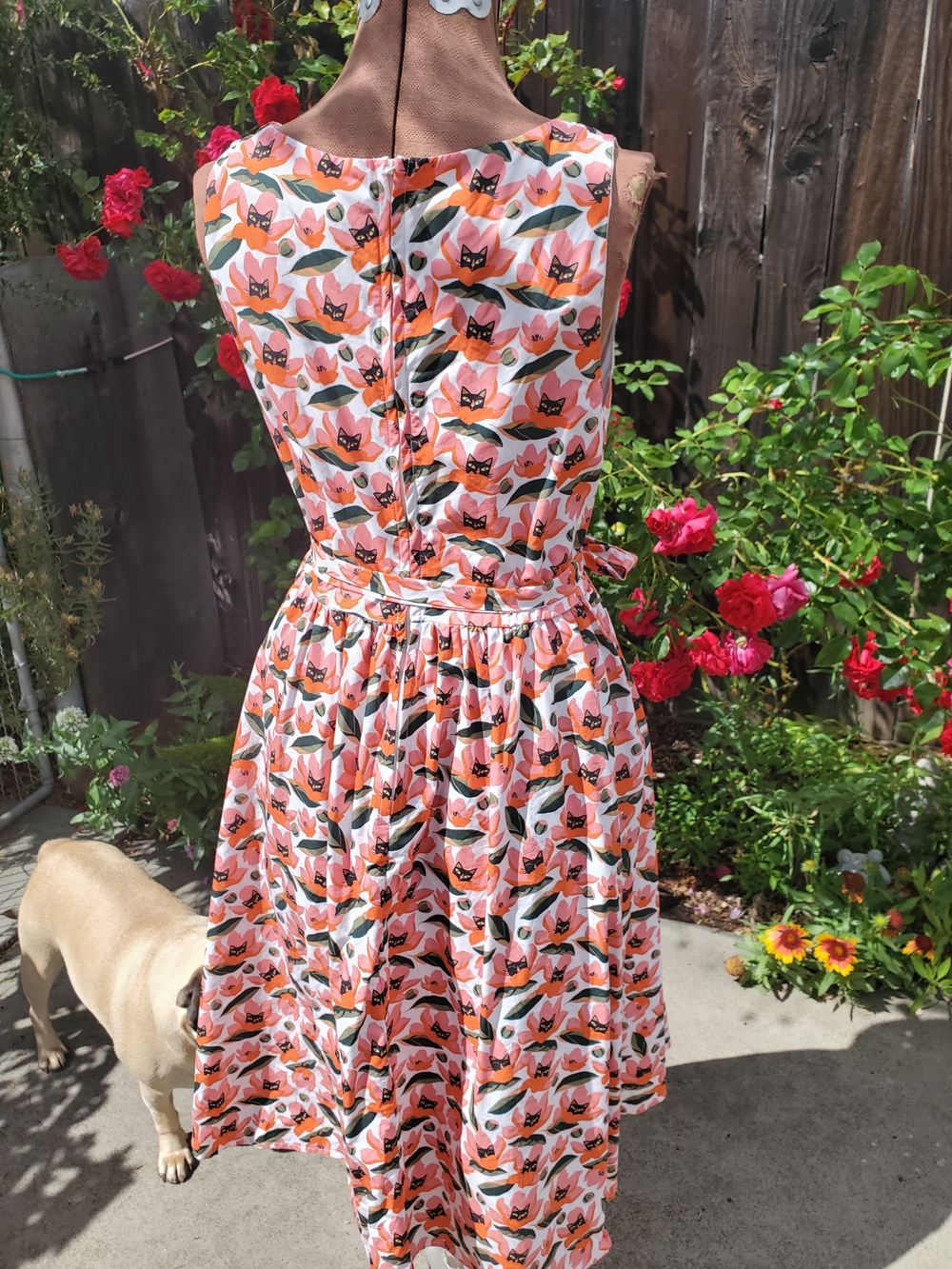 Modcloth Coral and White Cat Floral Midi Dress - Picture 4 of 6